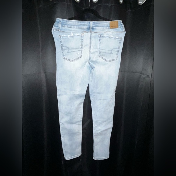 Patched Light wash American Eagle High-Rise Jeggings! - Picture 2 of 5